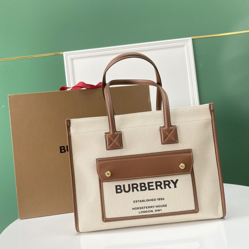 B**rry shopping bags